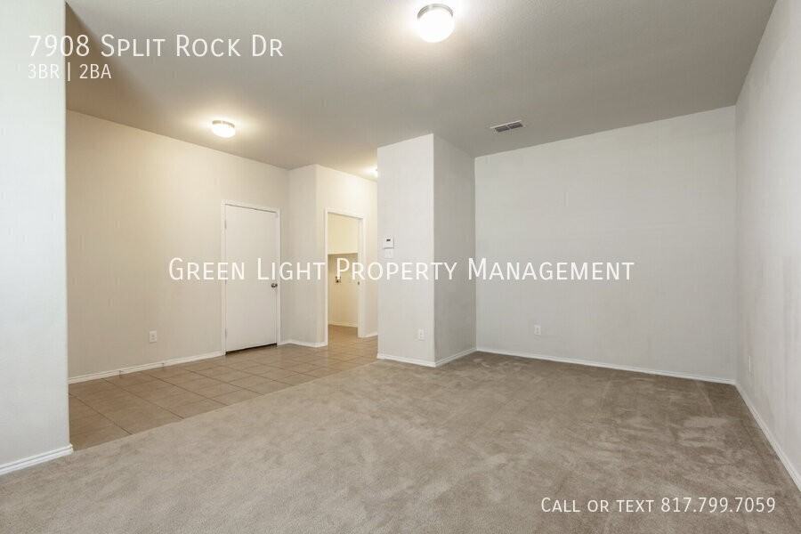 7908 Split Rock Dr - Photo 6 of 25