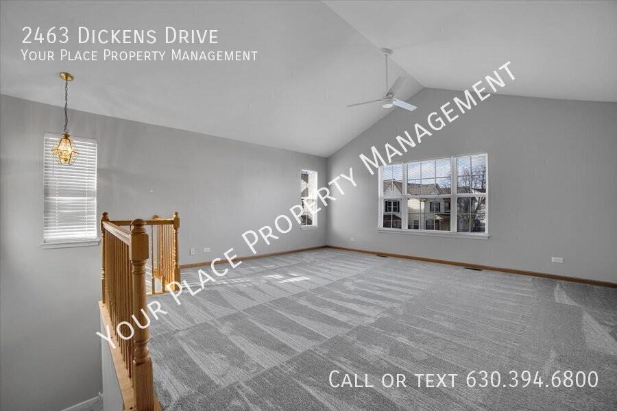 2463 Dickens Dr - Photo 6 of 27