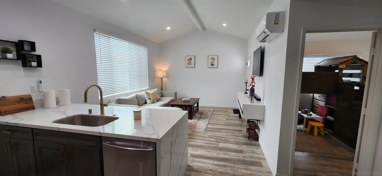 2144 L St #2144 - Photo 5 of 17