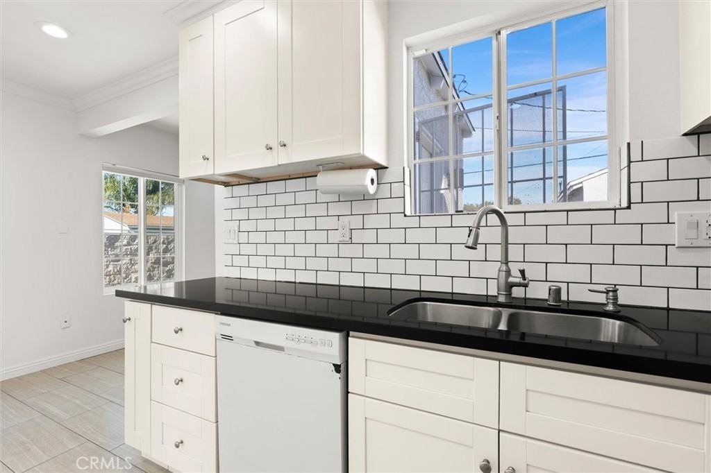 3367 W 152nd St #3367 - Photo 7 of 29