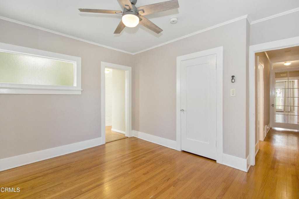 456 S El Molino Ave #456 - Photo 2 of 34