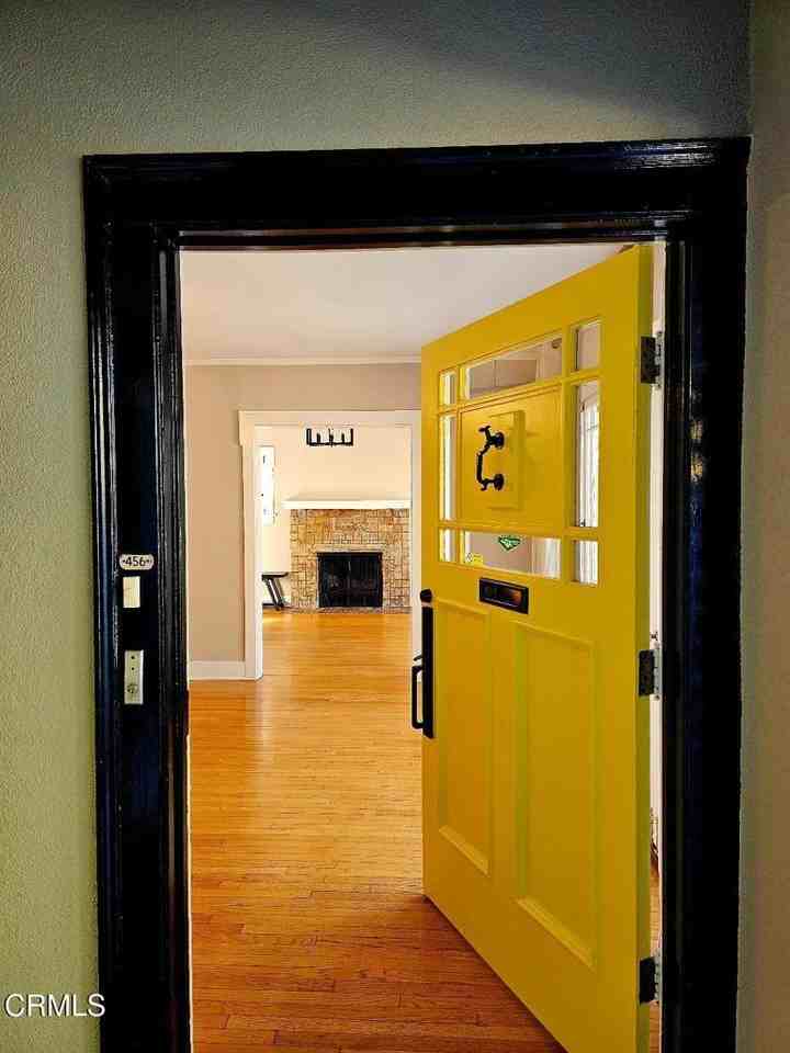 456 S El Molino Ave #456 - Photo 3 of 34