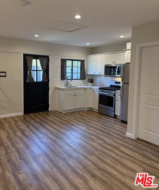 4411 Radford Ave #4411 - Photo 5 of 9