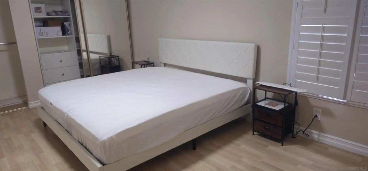 1095 Stillwell Ave #1095 - Photo 7 of 19