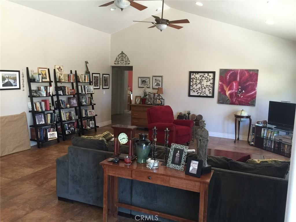 9123 San Diego Rd #9123 - Photo 6 of 13