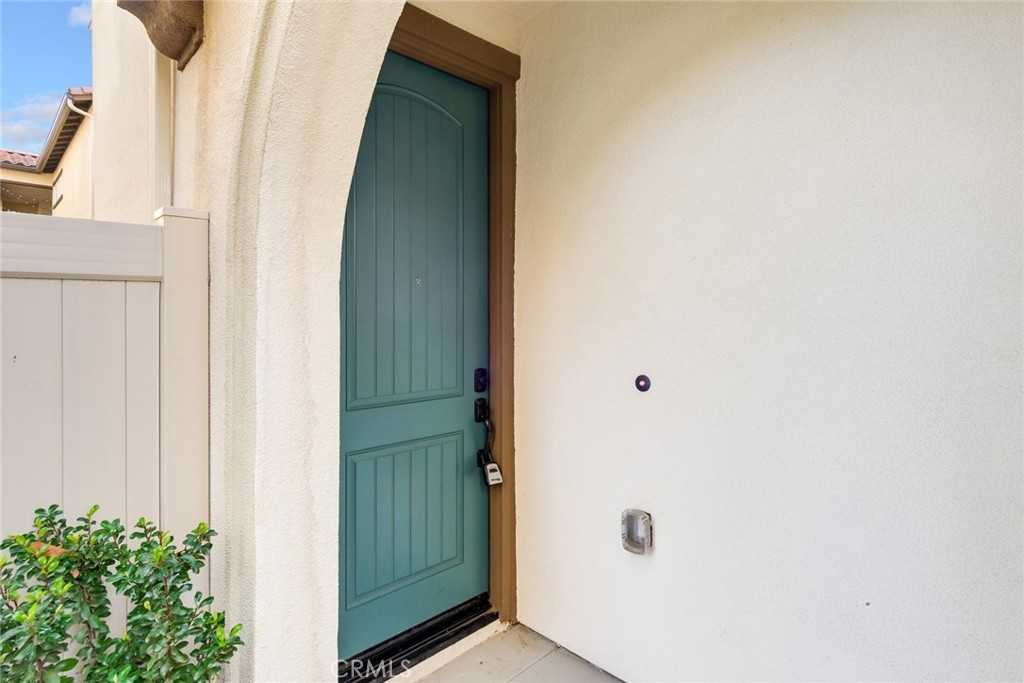 26149 Park Ave #26149-56 - Photo 2 of 25