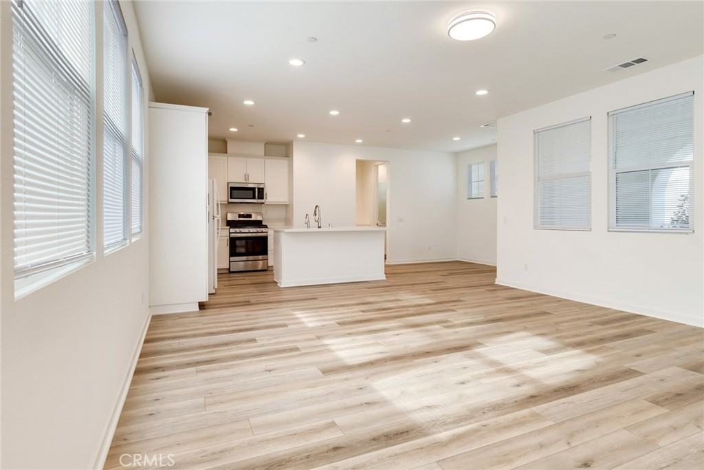 26149 Park Ave #26149-56 - Photo 3 of 25