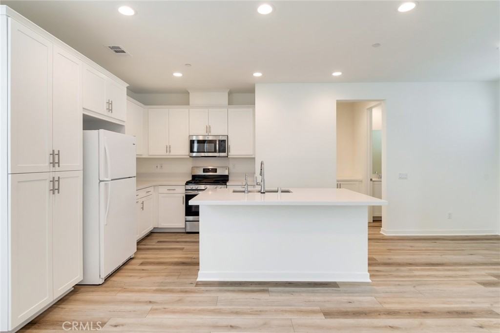 26149 Park Ave #26149-56 - Photo 5 of 25