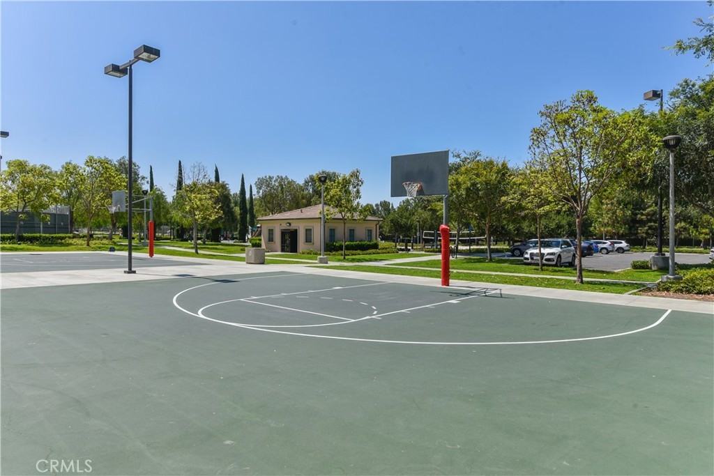 88 Mayfair #88 - Photo 3 of 26