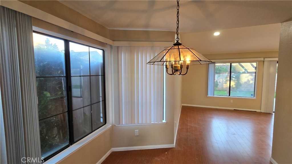 1309 Cascade Ave #1309 - Photo 2 of 27