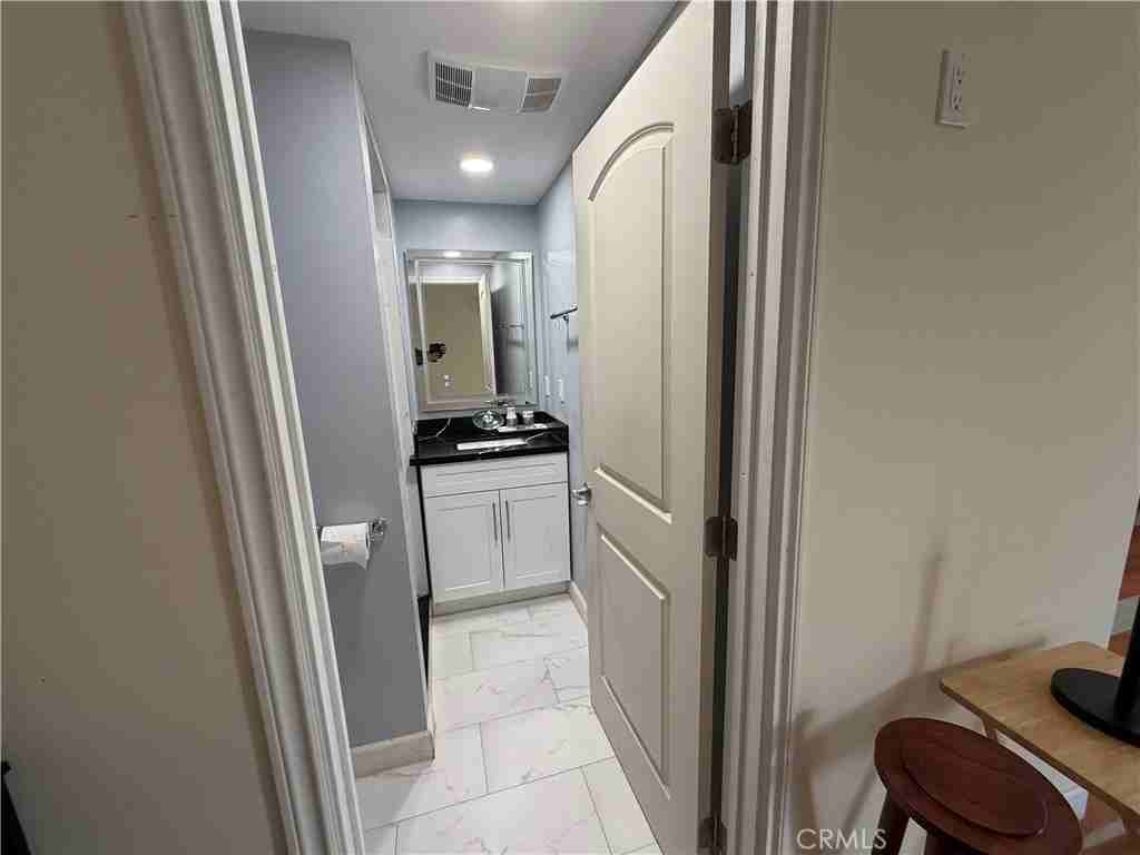 24001 Bessemer St #24001 - Photo 5 of 22