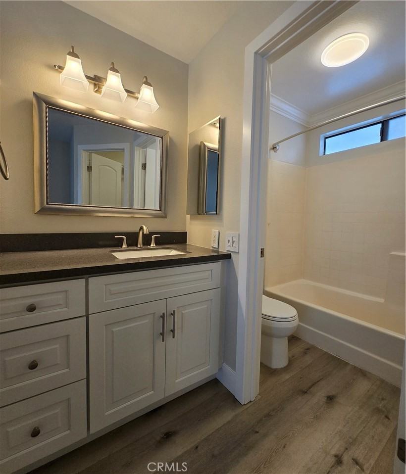 377 Huntington #377 - Photo 5 of 8