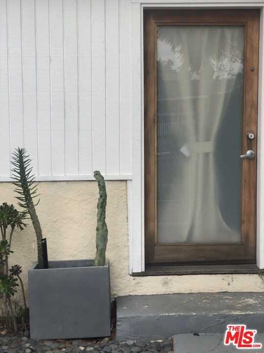 5803 Irvine Ave #5803 - Photo 3 of 23