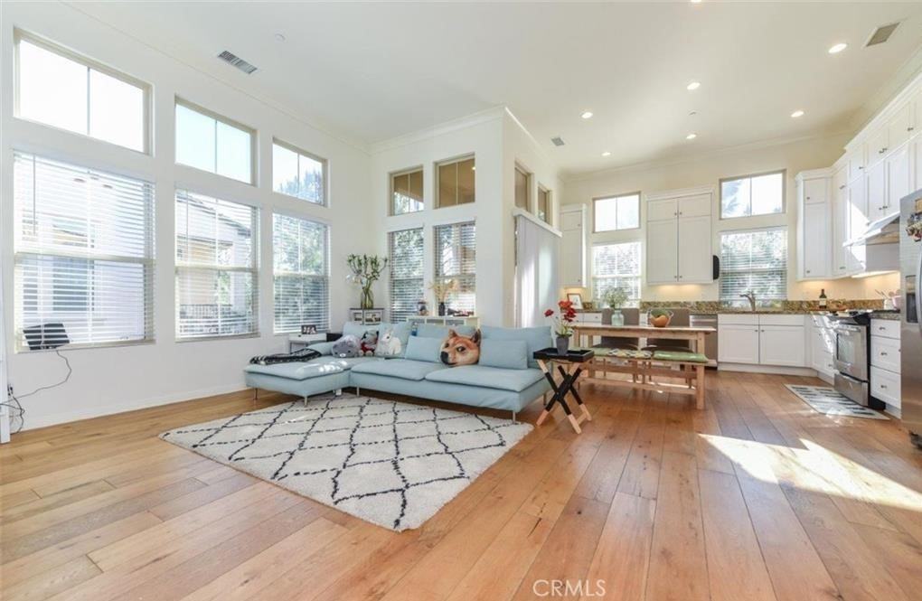 202 Kempton #202 - Photo 6 of 7