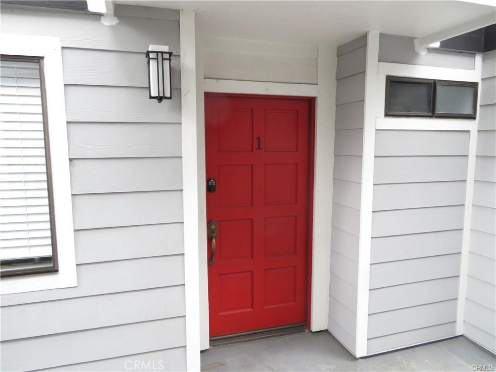 12415 Riverside Dr #12415-1 - Photo 7 of 16