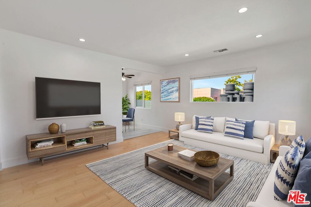 119 Paloma Ave #119M - Photo 7 of 23