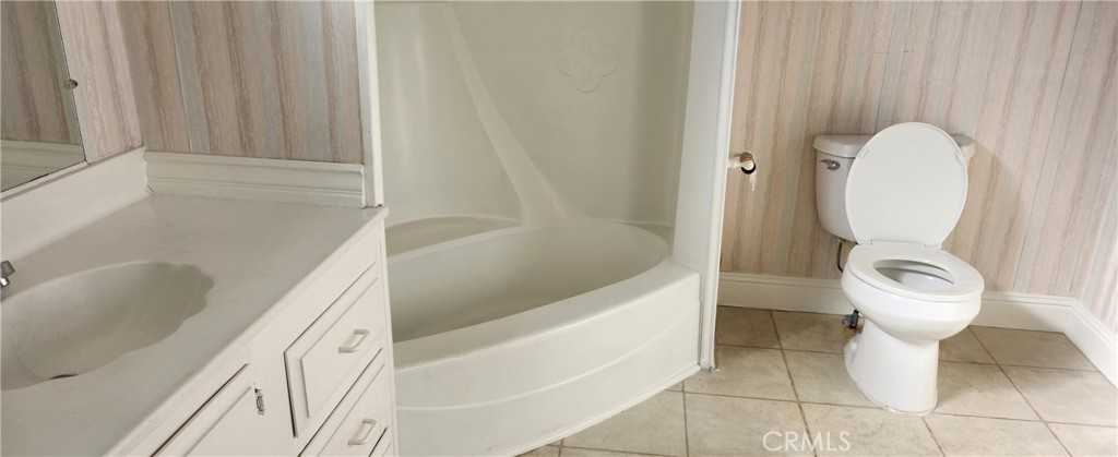 16462 Poipu Ln #16462 - Photo 2 of 12
