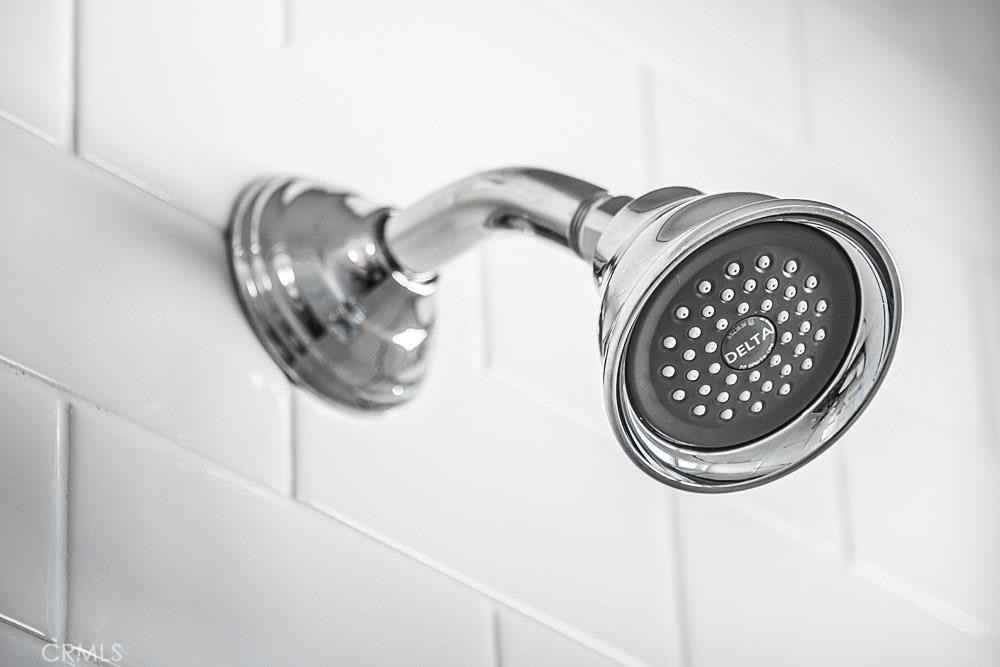 557 N Olive St #557D - Photo 4 of 12