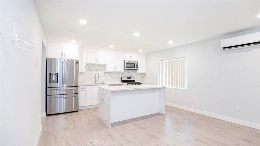 12558 1/2 Vanowen St #12558 - Photo 3 of 18