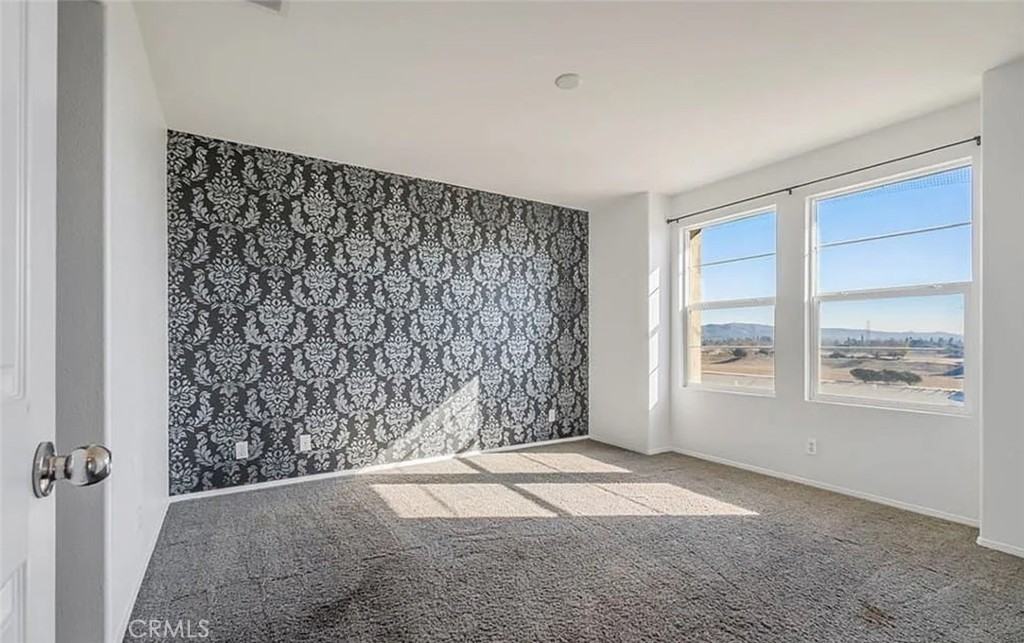 955 S Bluff Rd #955 - Photo 6 of 23