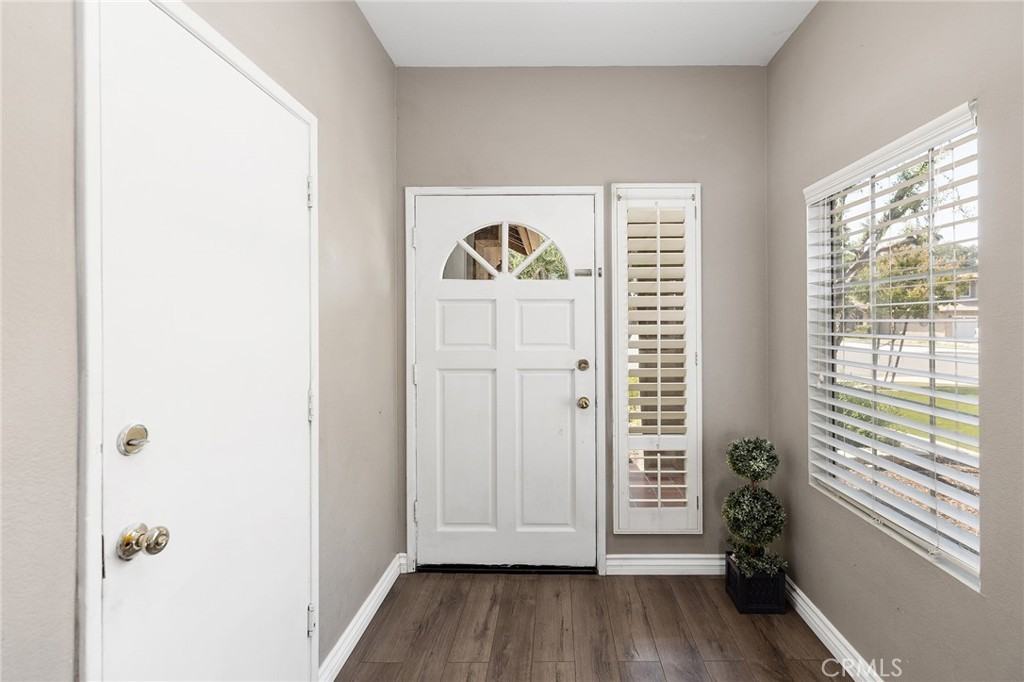 30146 Westlake Dr #30146 - Photo 4 of 34