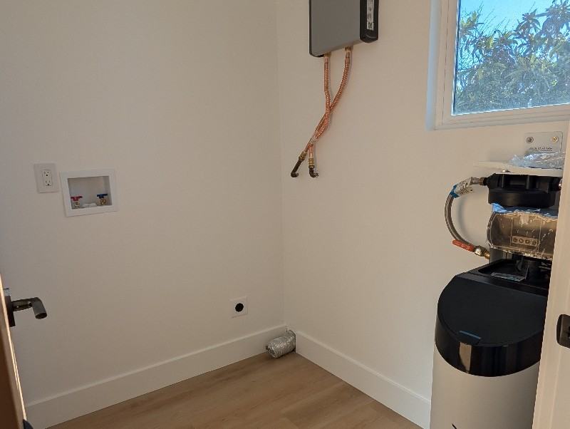 3036 Greenwood Dr - Photo 5 of 14