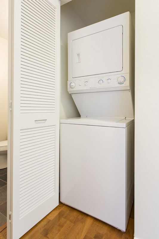 698 W Wayman St - Photo 6 of 9