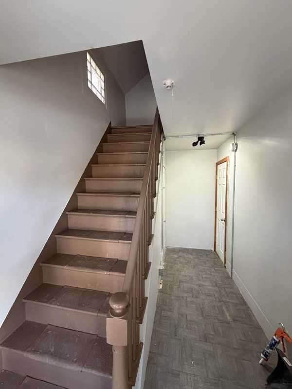 19 Russell St - Photo 7 of 10