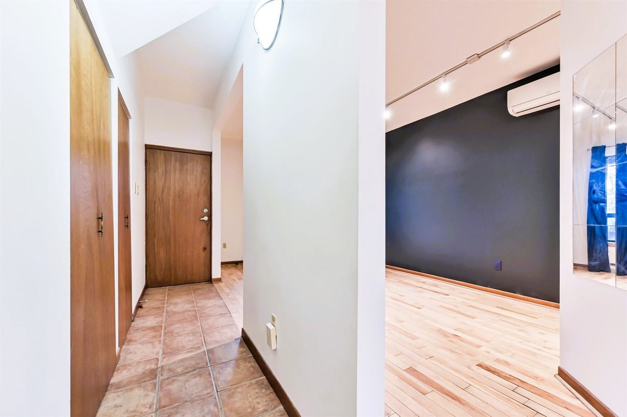 18 Spencer Avenue #1 - Photo 3 of 15