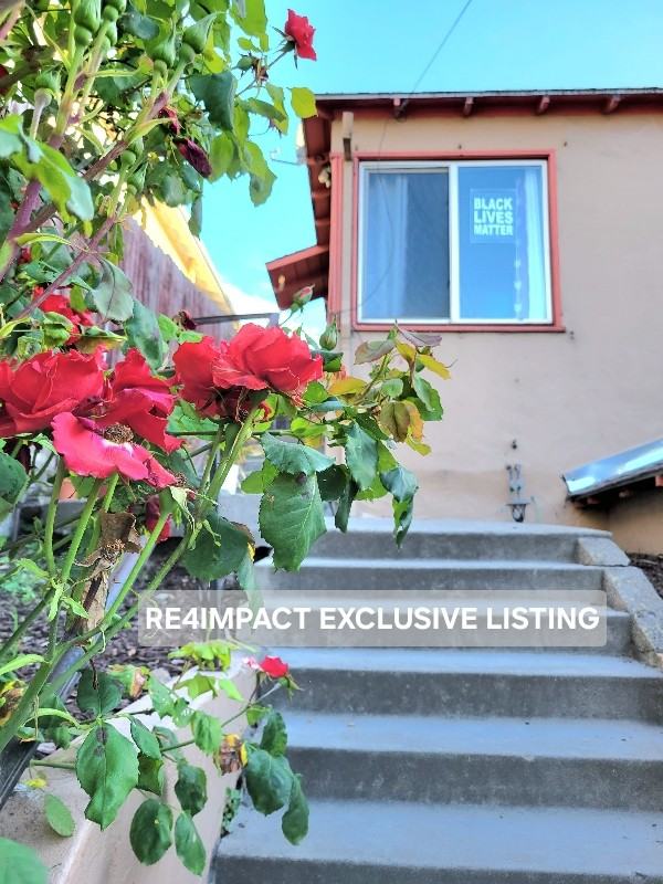 1257 E 34th St #1259 - Photo 3 of 20