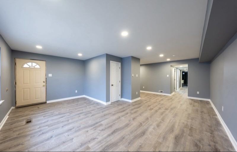 1726 Borbeck Ave 1st Fl - Photo 5 of 15