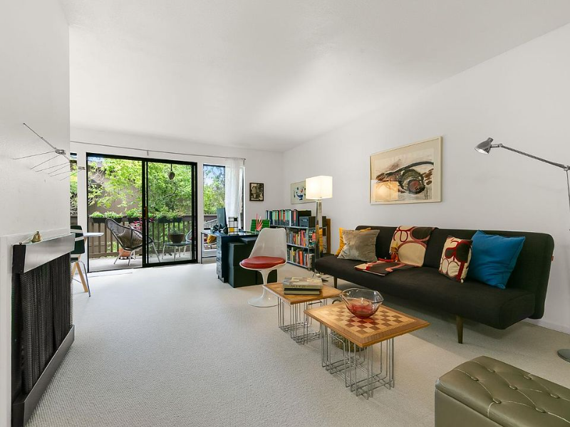 2424 Larkspur Ln - Photo 3 of 19