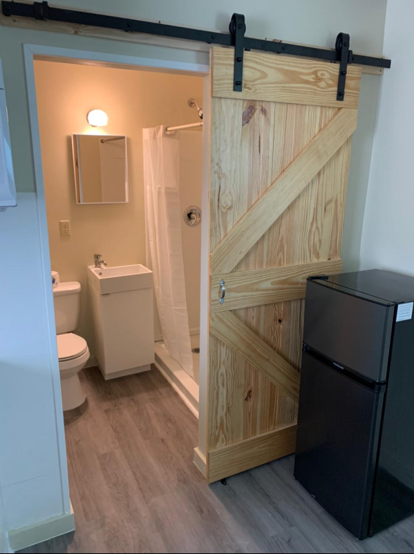 1380 E Duval St #4 - Photo 2 of 7