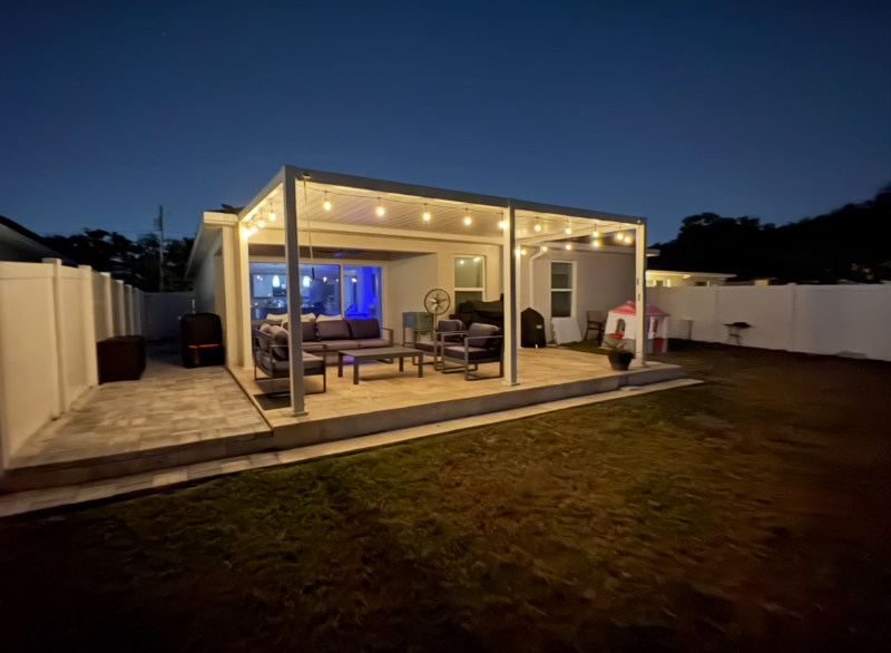 1084 E Pierce Ave - Photo 4 of 9