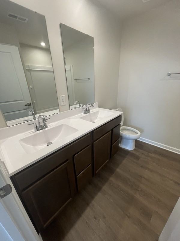 1152 Robin’S Nest Dr. - Photo 5 of 14