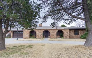 featured image of 1845 Carlyle Dr