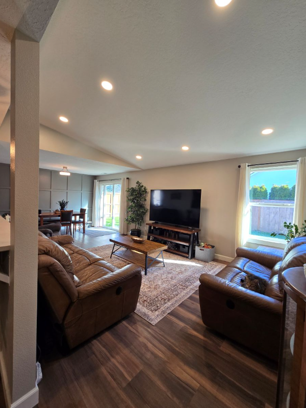 2644 48th Ave - Photo 3 of 19