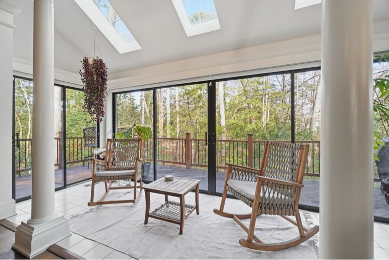 63 Queens Ct - Photo 5 of 46