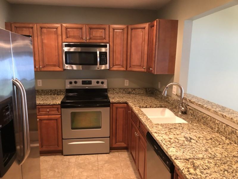 304 Gary Cir - Photo 6 of 10