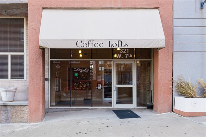 321 W 7th St #105 - Photo 3 of 13