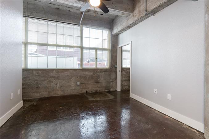 321 W 7th St #105 - Photo 4 of 13