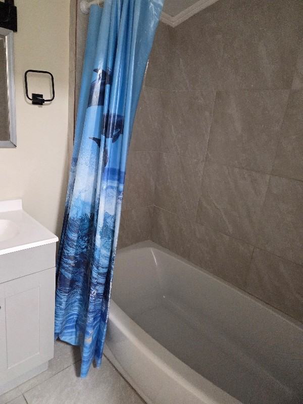 417 Pittston Ave - Photo 3 of 14