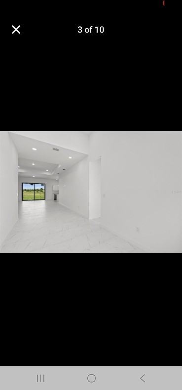 3927 Nw 38th St - Photo 2 of 9