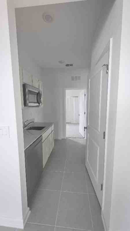 2719 Yukon - Photo 4 of 10