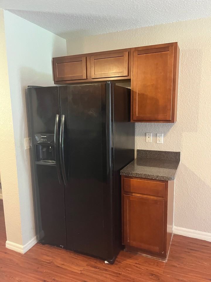 9271 N Peachtree Way #9271 - Photo 4 of 6