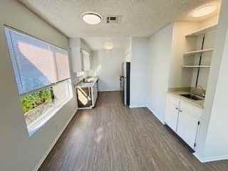 1103 W Angeleno Ave ##D - Photo 7 of 40