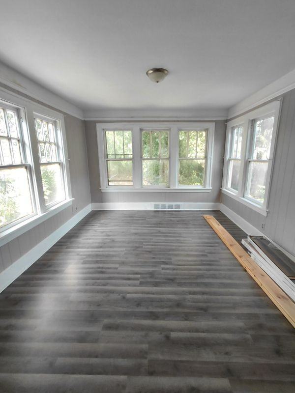 13925 Cherrylawn St - Photo 3 of 10