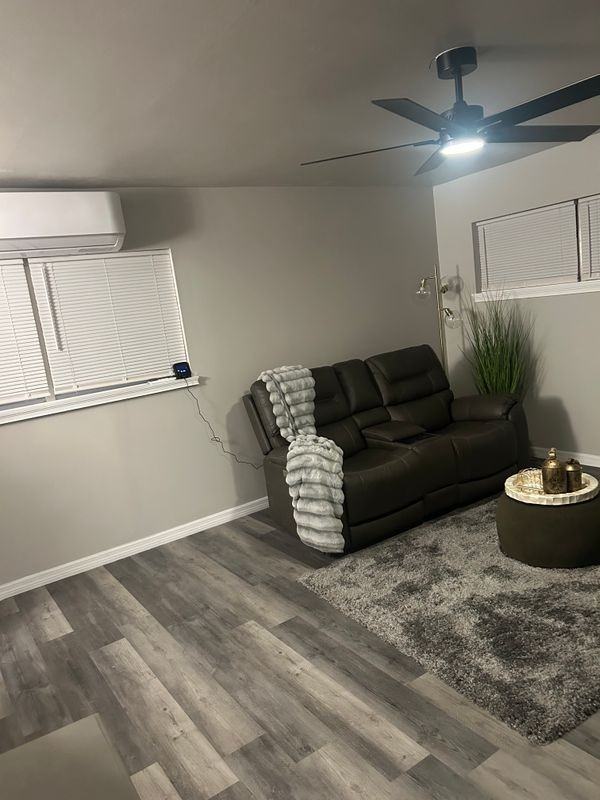 1601 Se 12th Pl - Photo 2 of 3