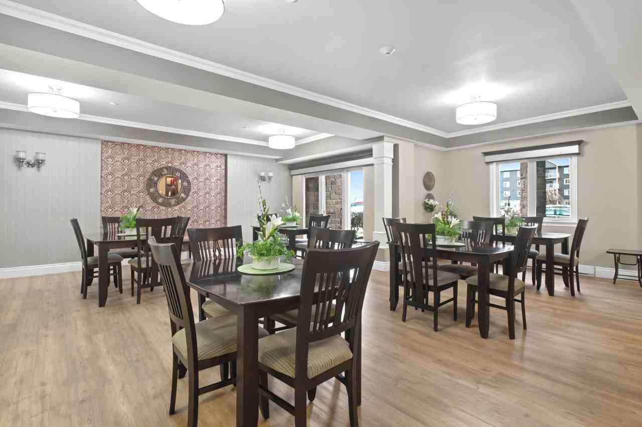 Mapleton Estates Apartments - Photo 7 of 29