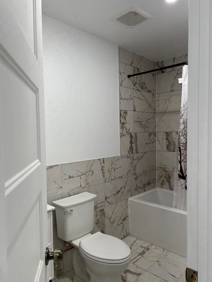 328 Rue Goyette - Photo 3 of 15